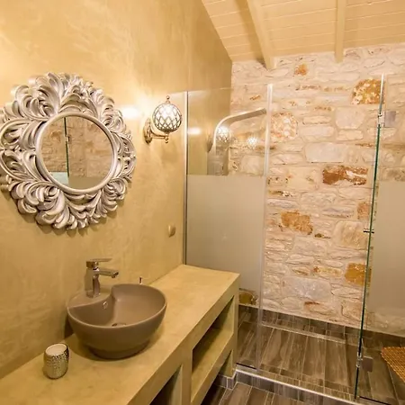 Kastro Stone House بيت للعطل سكالا بوتامياس